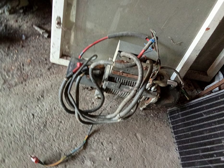 Автомобільна лебітка Tutaniym