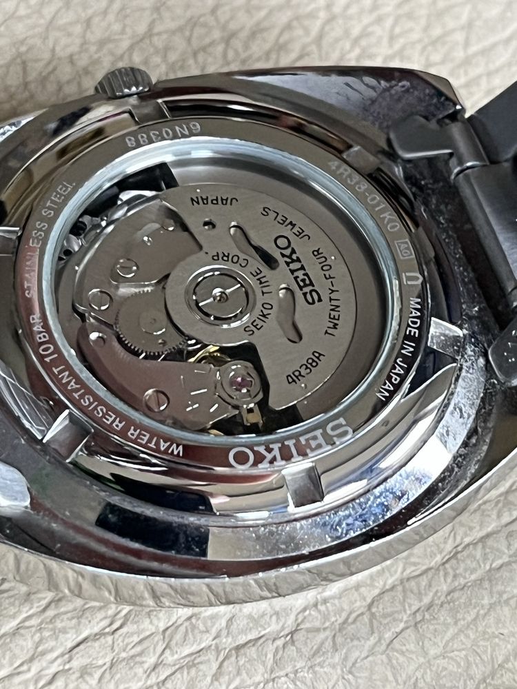 Seiko 5 sport retro open heart