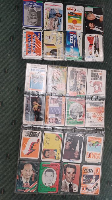 Lote 48 calendários de Politica