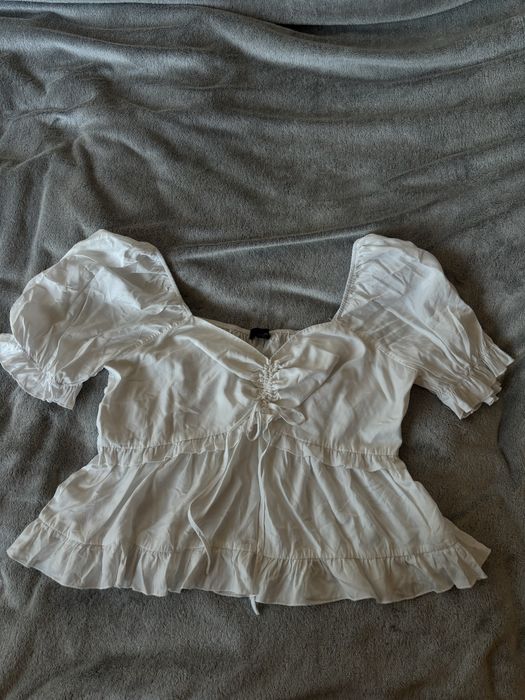 Блузка з оборками