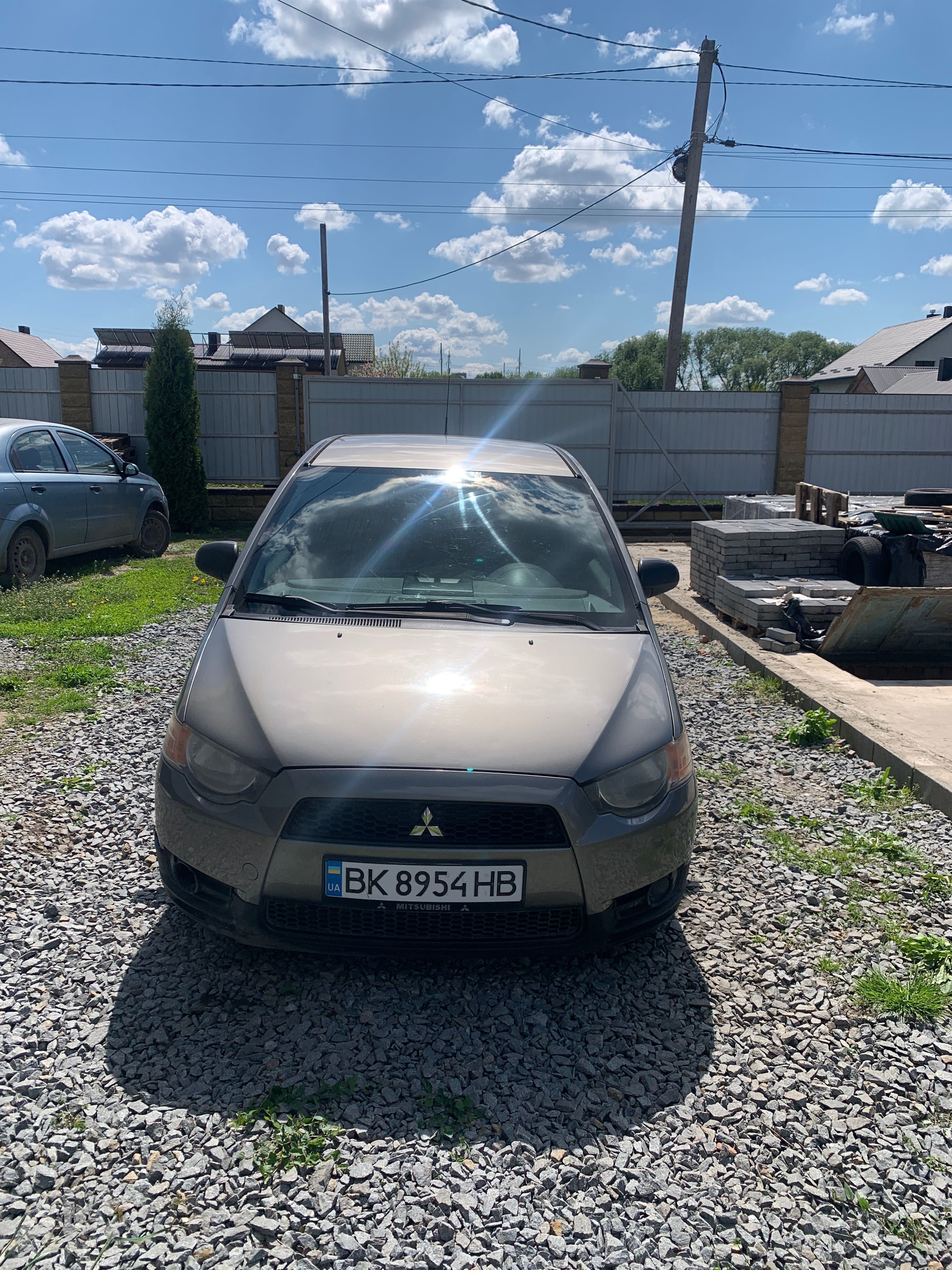 Mitsubishi Colt мітцубісі кольт