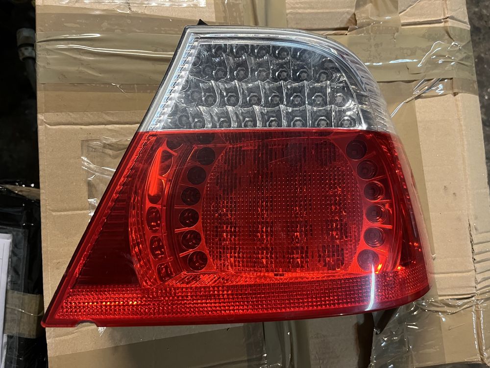 Prawa lampa tyl tylna bmw e46 coupe lift led ledy