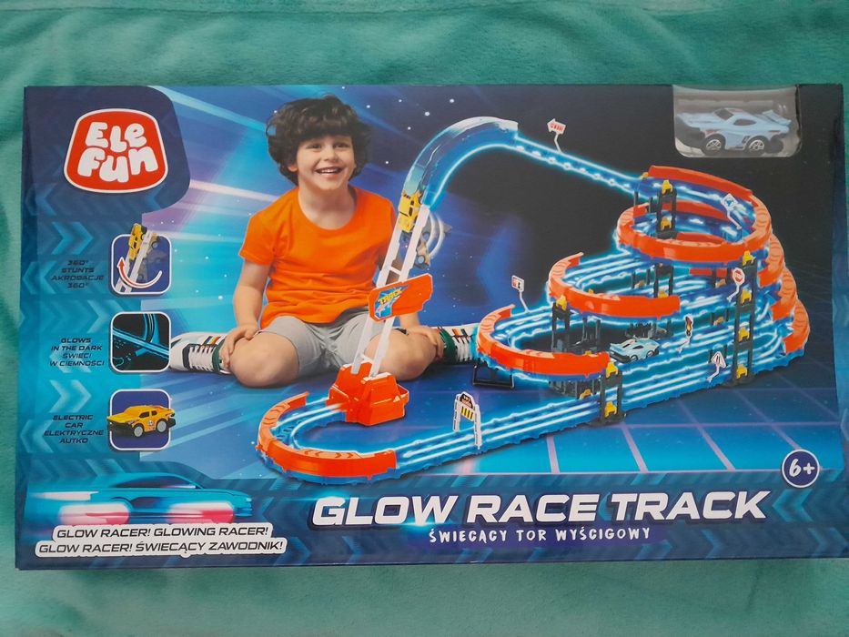 ELEFUN Świecący Tor Wyścigowy