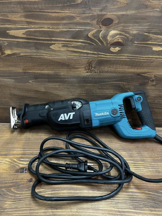 Шабельна пилка Makita JR3070CT