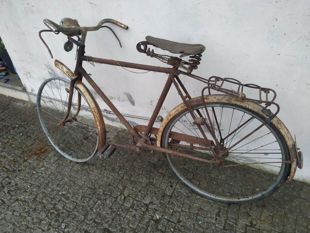 Bicicleta antiga pasteleira travão de alavanca