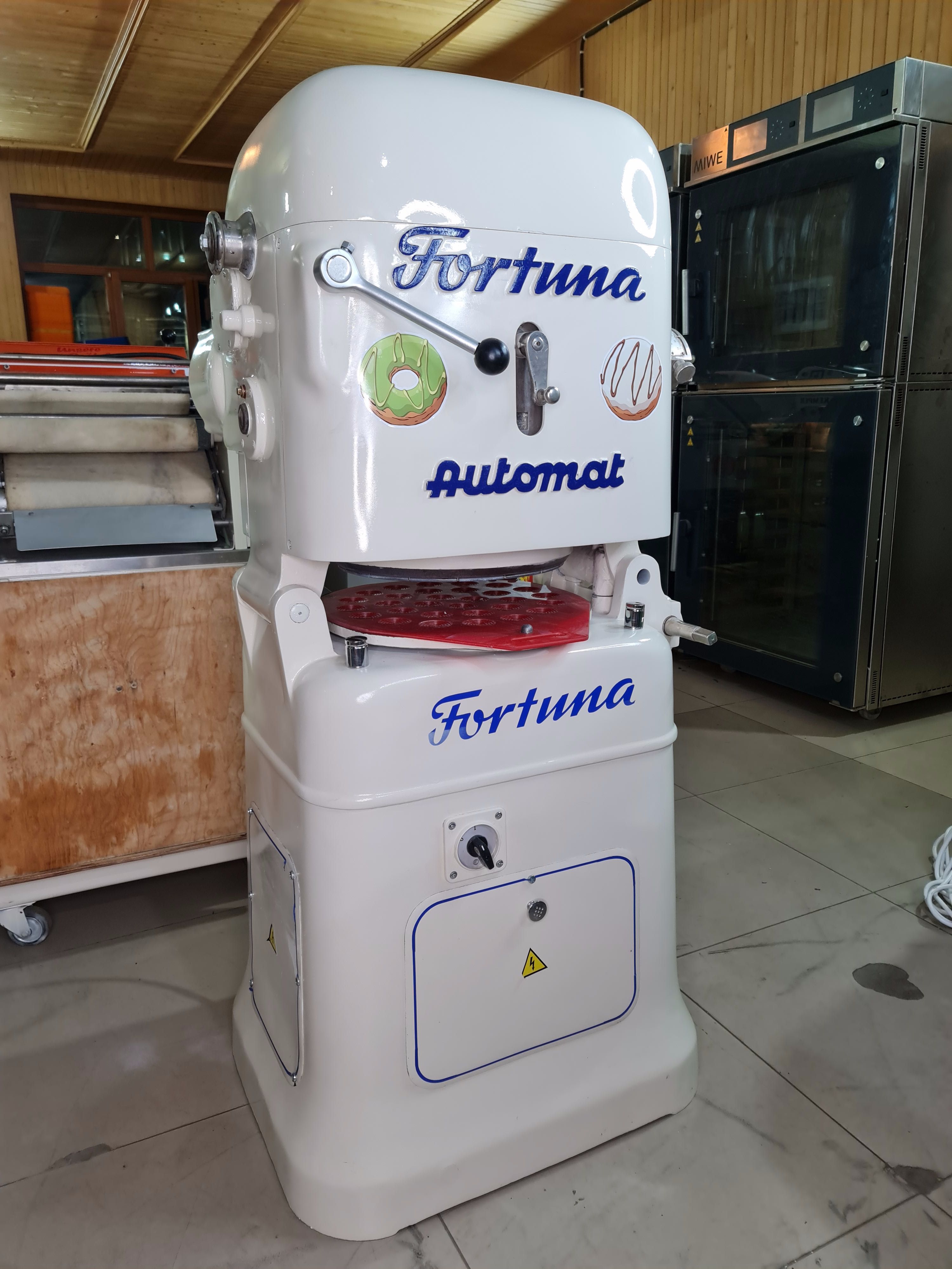 Тестоделитель Округлитель Fortuna A3 Автомат из Германии