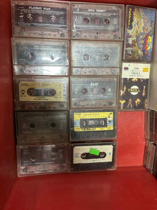 Komplet kaset magnetofonowych