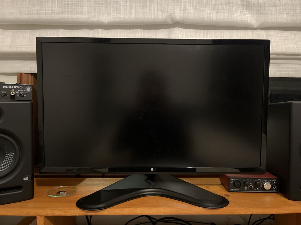 Monitor LG 27” 4kUHD