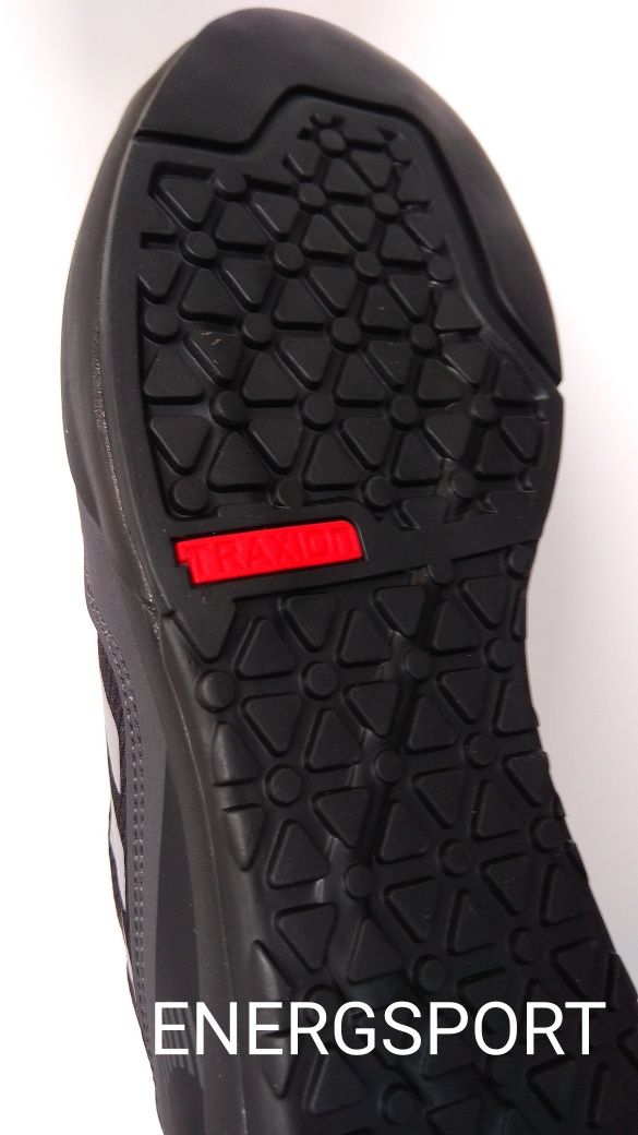 кросівки 100% оригинал adidas TERREX SWIFT SOLO кроссовки 43 44 45 46