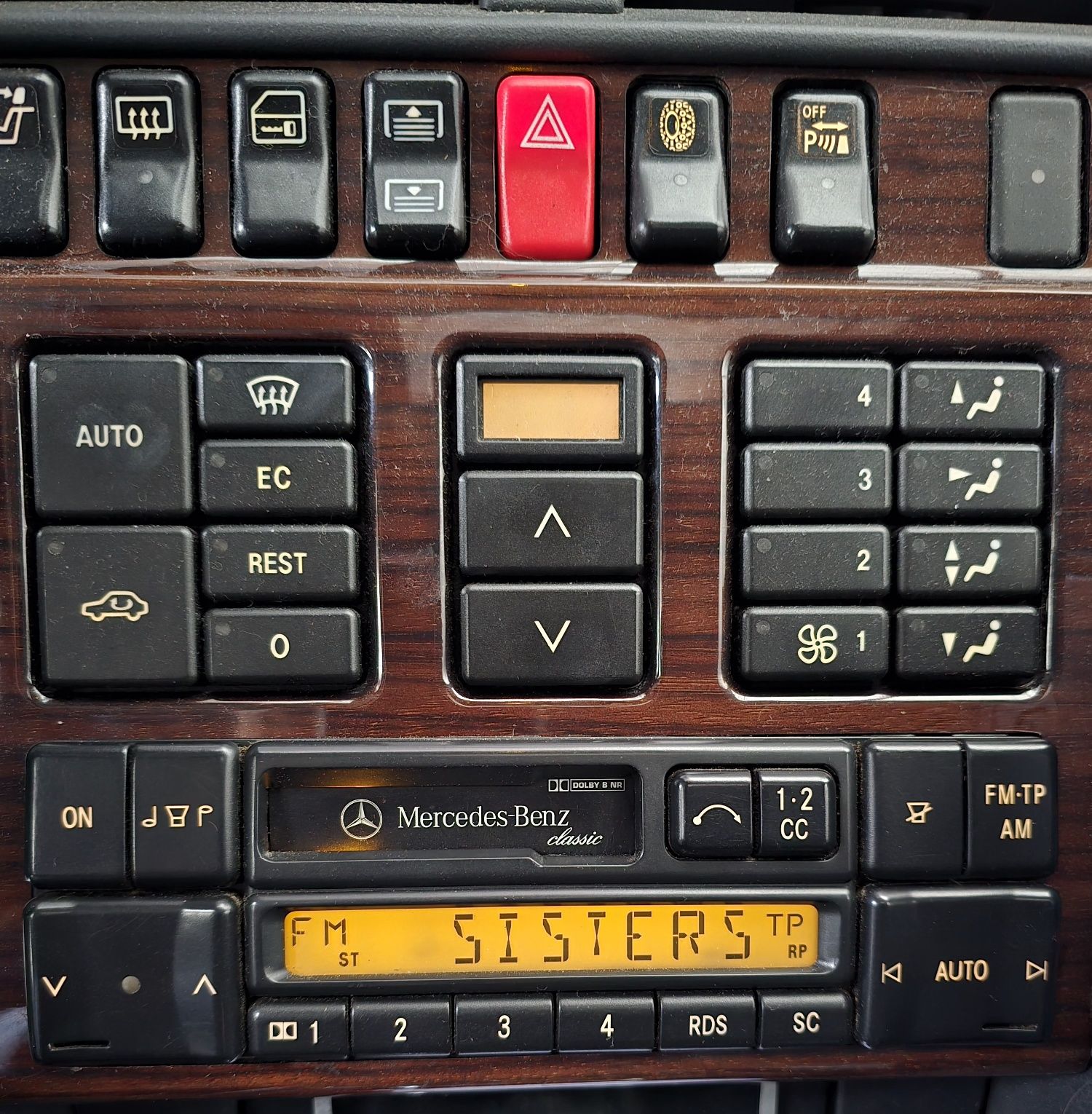 Radio Becker Mercedes w124 w201 w201 w210 w126  R129 SL SEC sel