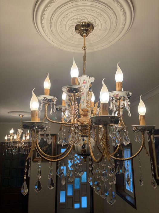 2 Candeeiros em Cerâmica e Cristais – 12 Lâmpadas Cada – Como Novos