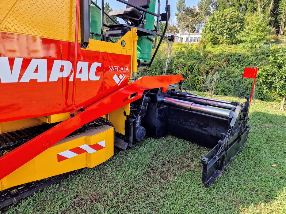 Pavimentadora de betuminoso