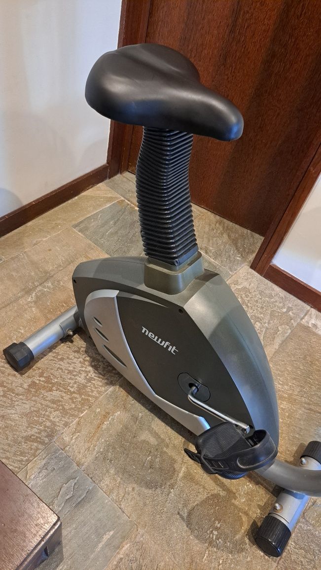 Bicicleta Estática com pouco uso