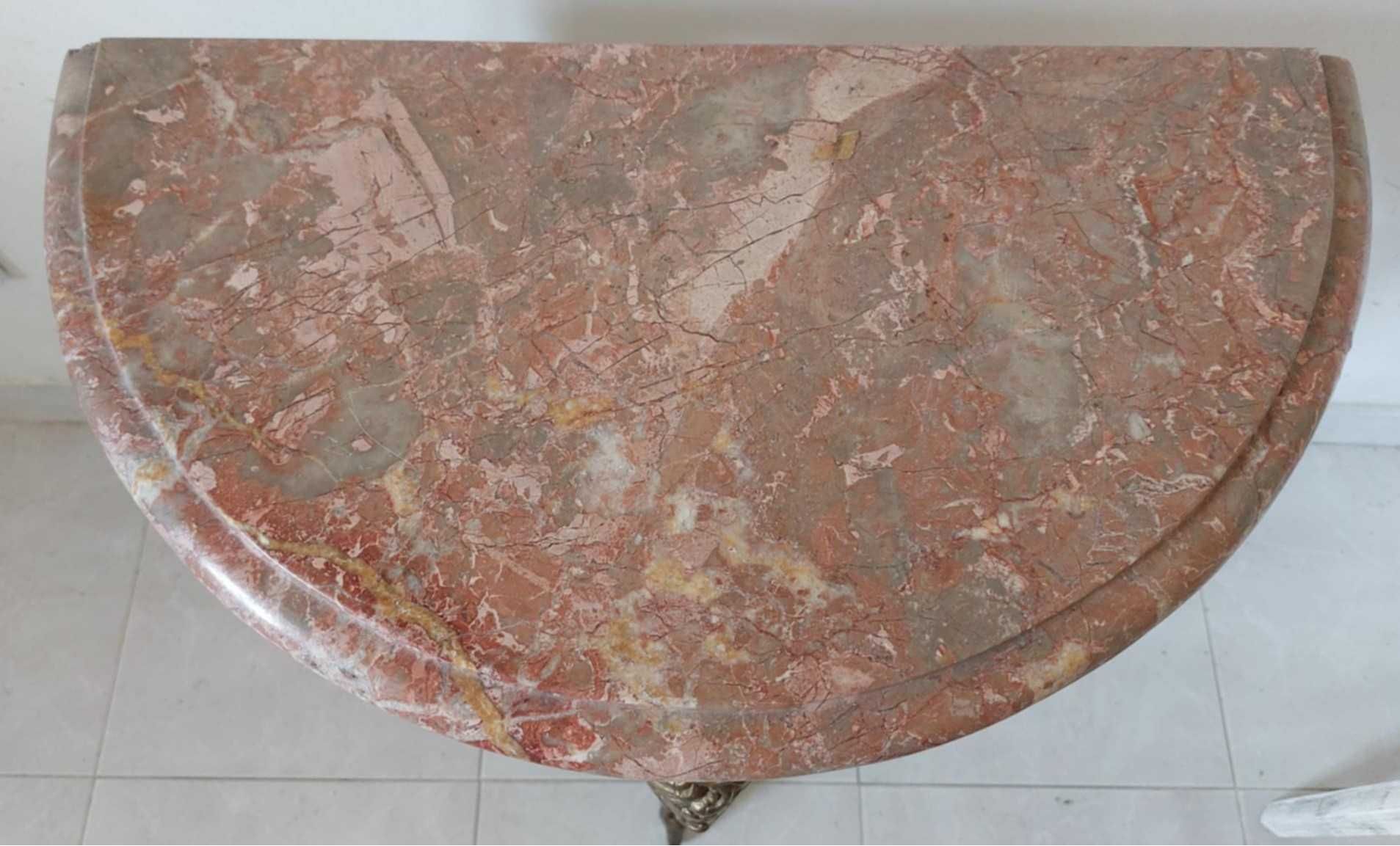 Vende-se Mesa Semicircular
