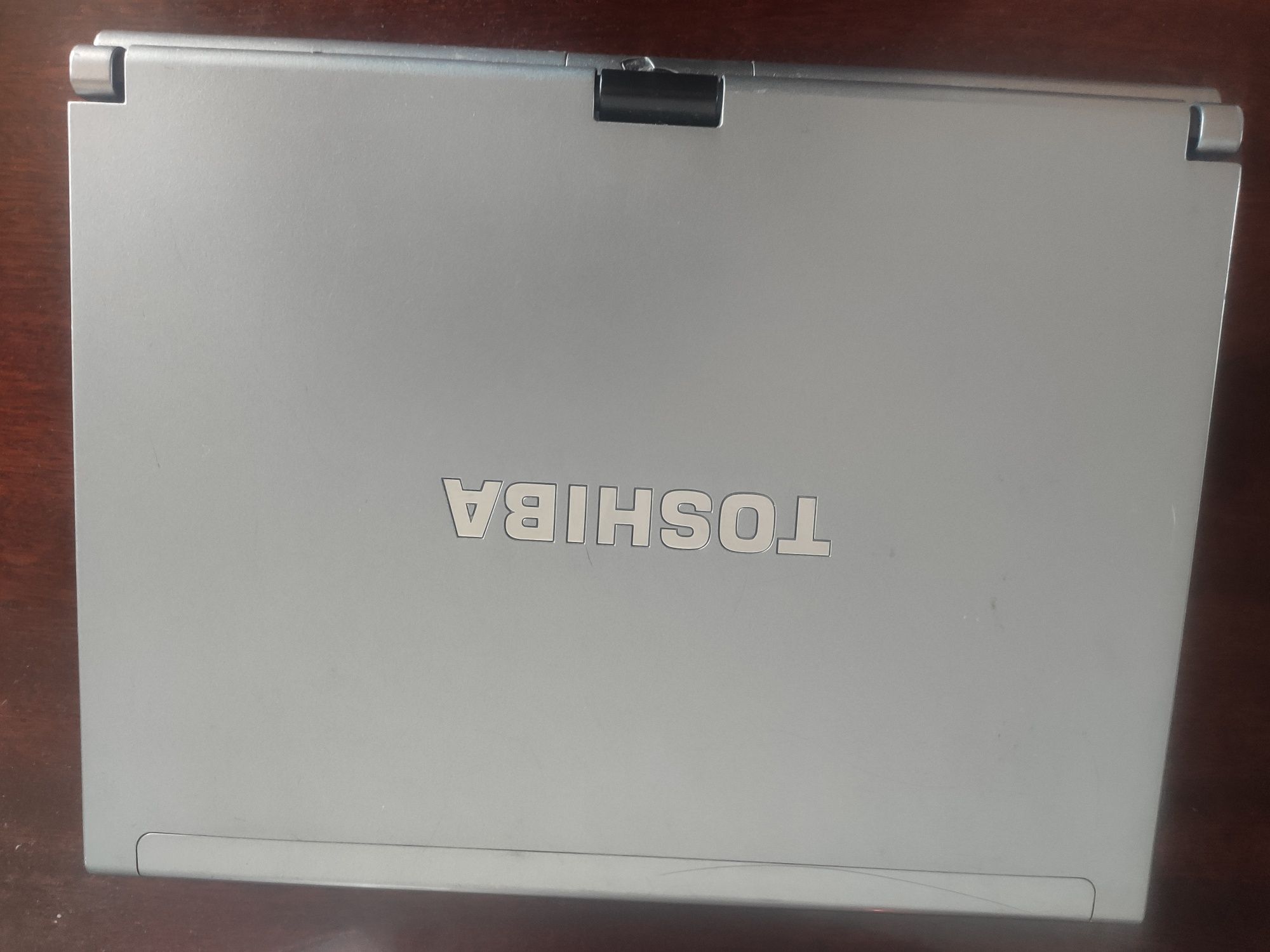 Toshiba  M75с сенсорный дисплей. Ram 4gb.Hdd 320gb