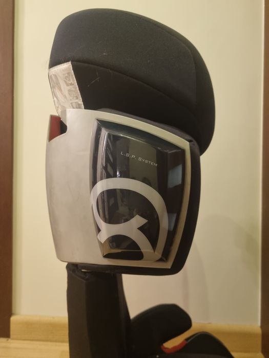 Fotelik samochodowy dziecięcy