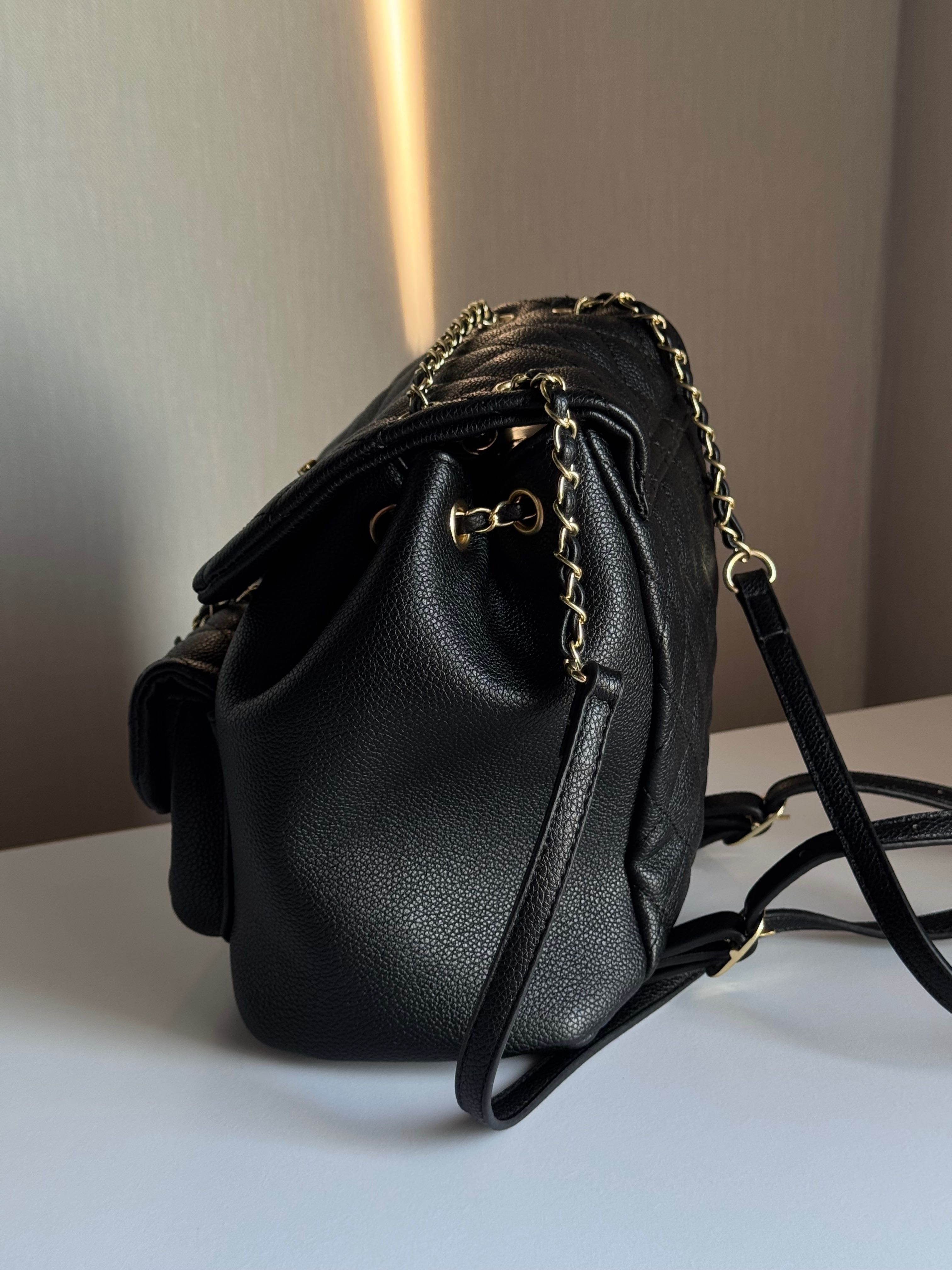 Шкіряний чорний портфель Chanel рюкзак