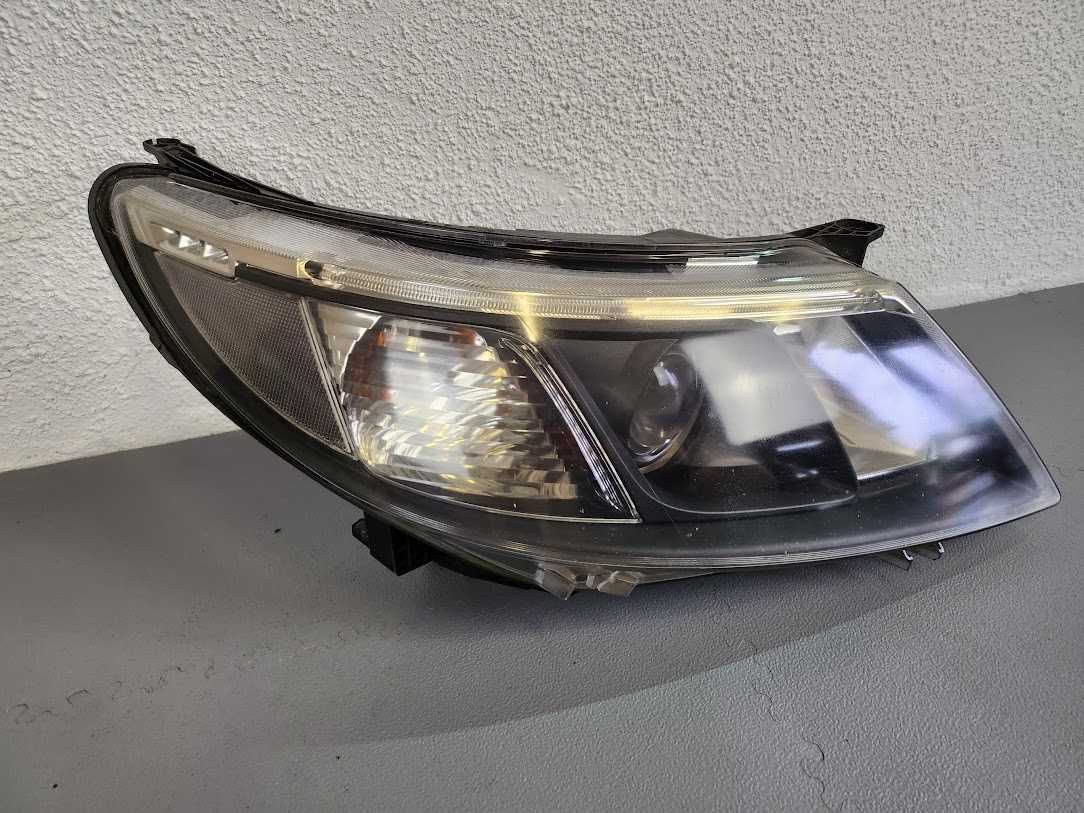 Saab 9-3 93 Lift FL Lampa Przód Przednia Prawa H7 Europa Hella