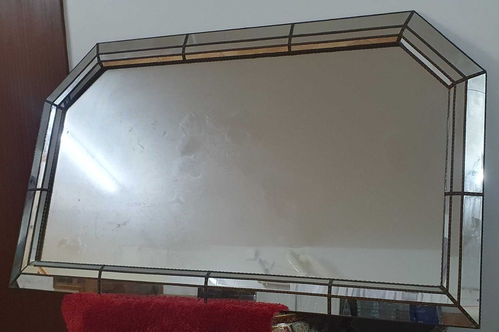 Espelho grande impecável