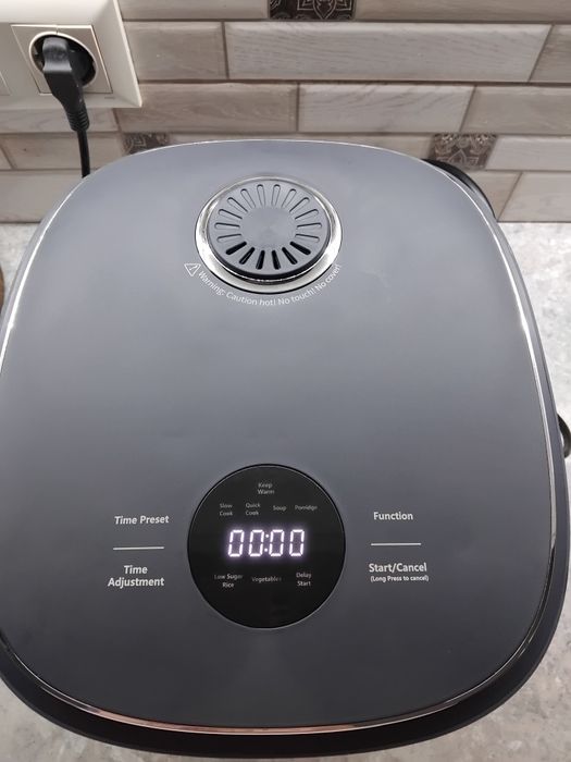 Пароварка рисоварка Lauben Low Sugar Rice Cooker 3000AT Czarny