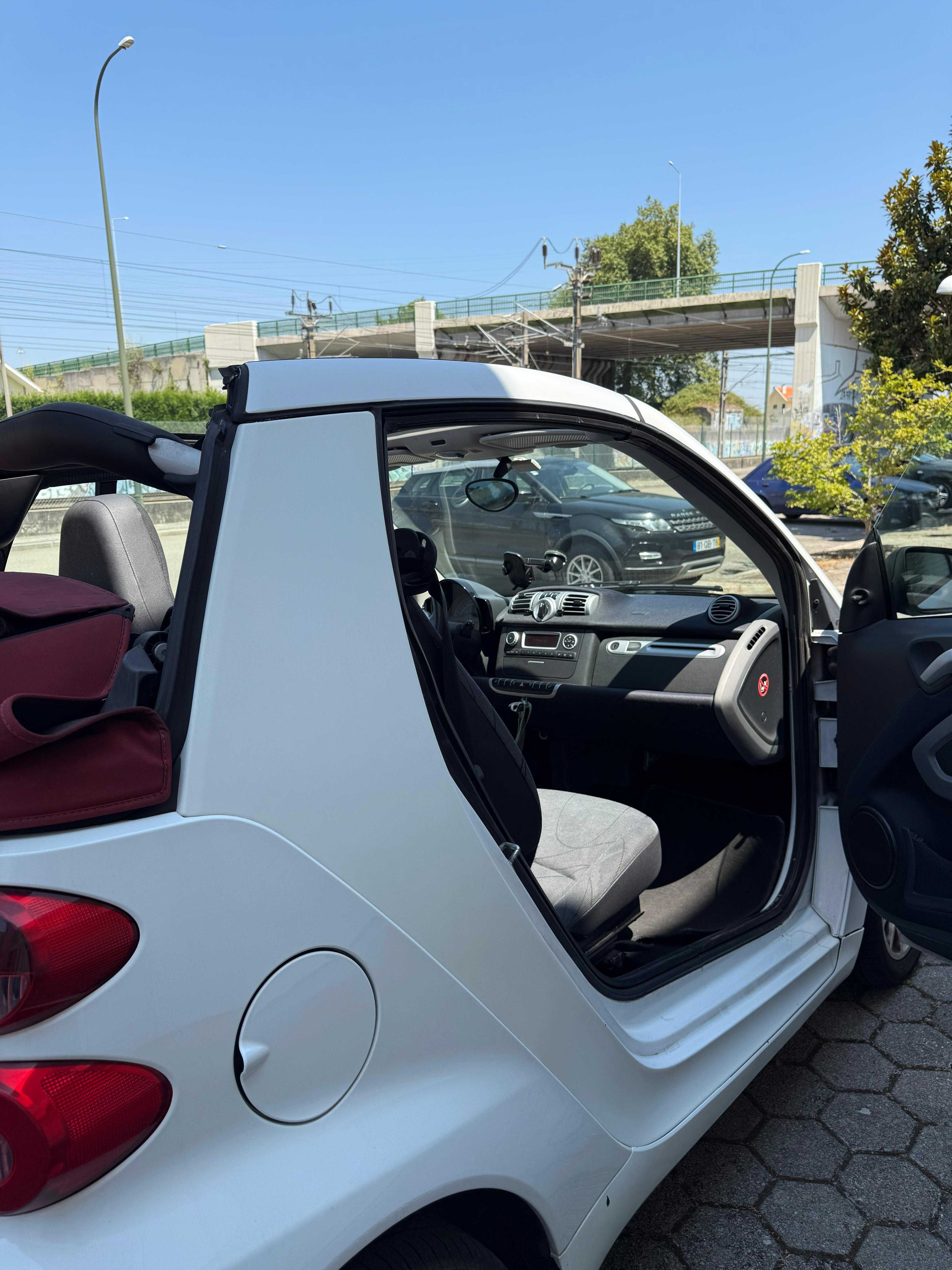 SMART FORTWO CABRIO 1.0 mhd branco/vermelho