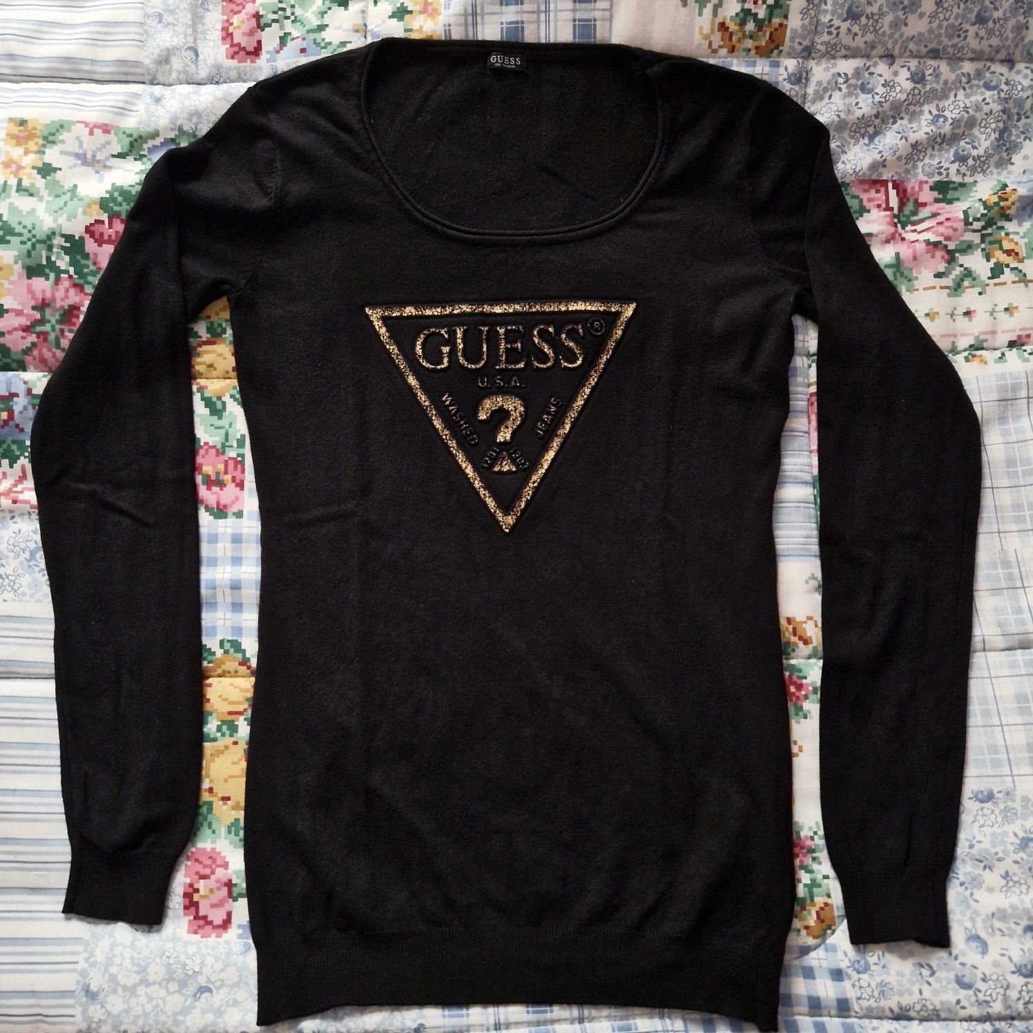 Camisola Preta com logo Guess