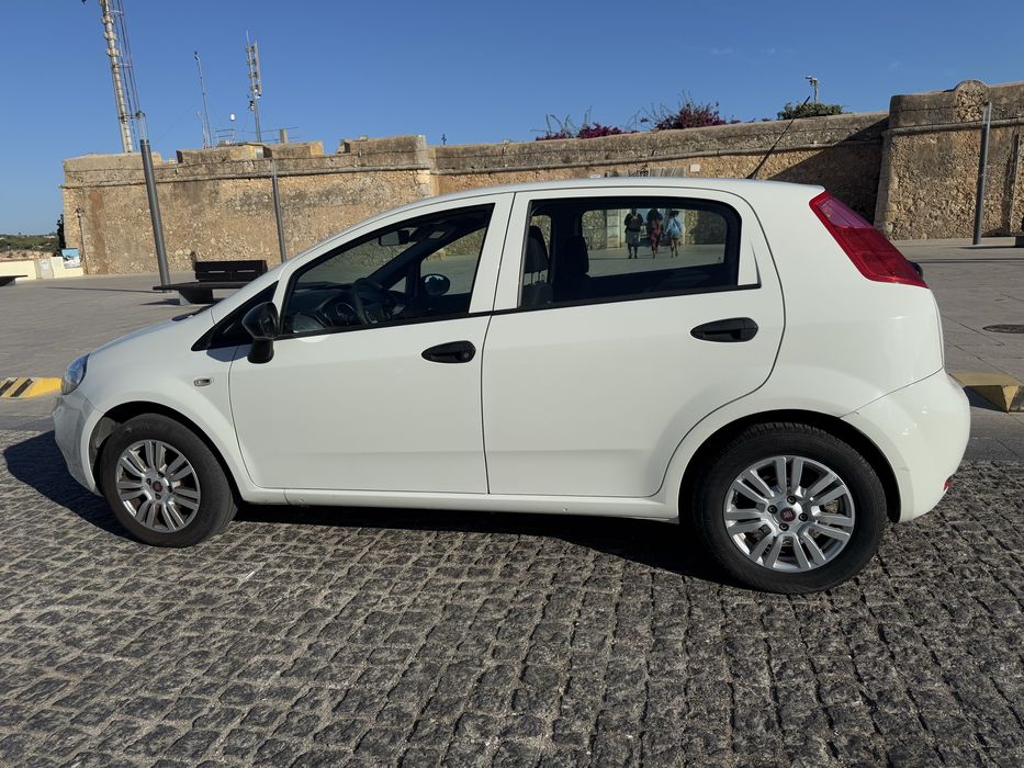 Fiat Punto 1.2 Easy (2018) – 83.000 km – Gasolina