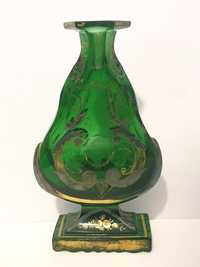 Fantástico frasco de perfume antigo em vidro esmerald Moser Bohemia?