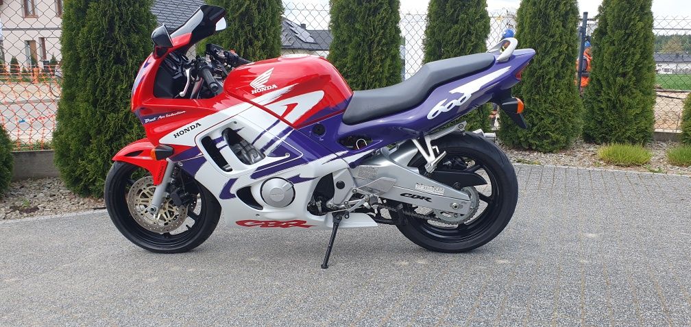 Cbr 600 f3 niski przebieg stan kolekcjonerski