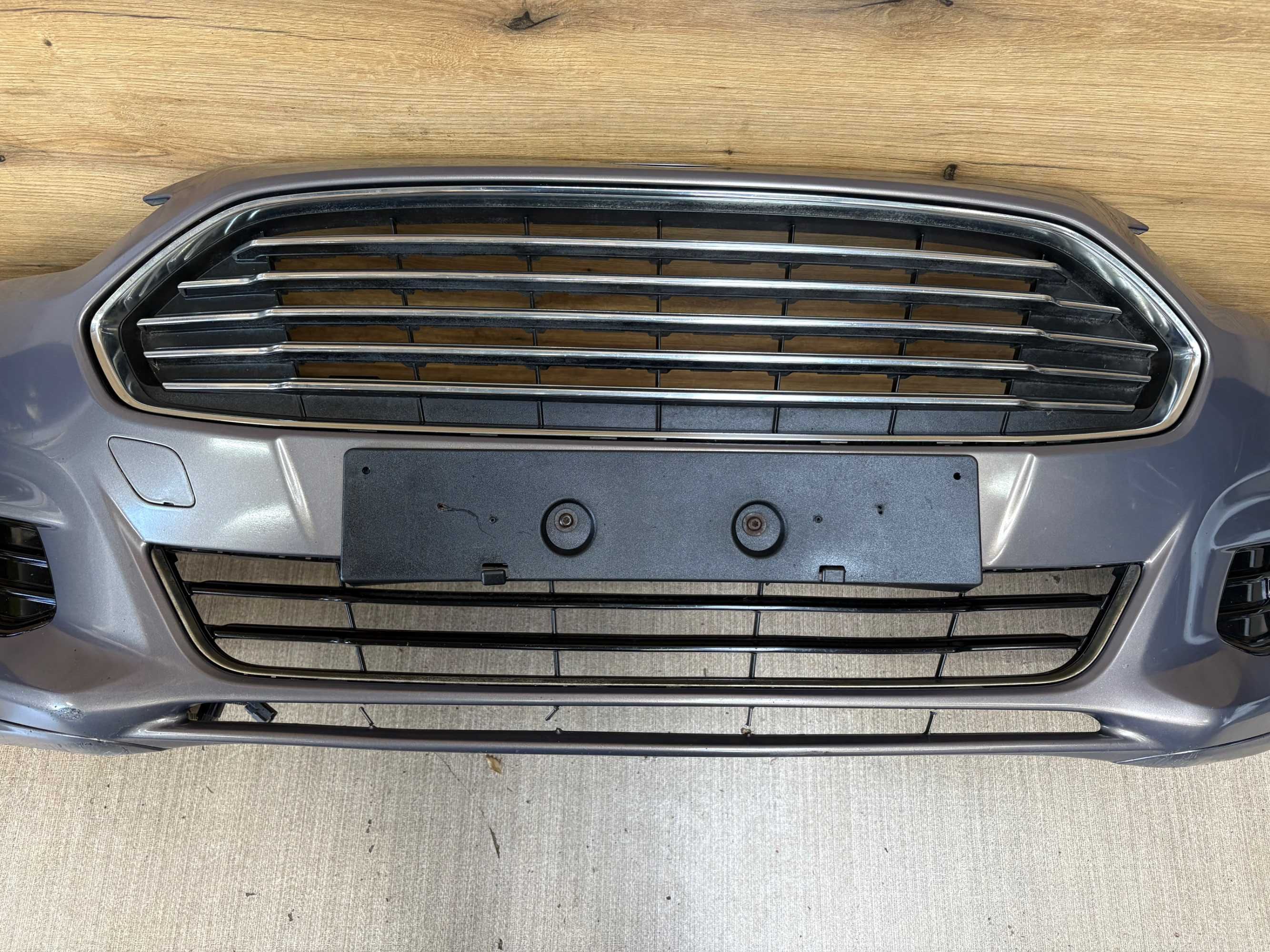 Zderzak przedni ford mondeo mk5 kolor jd