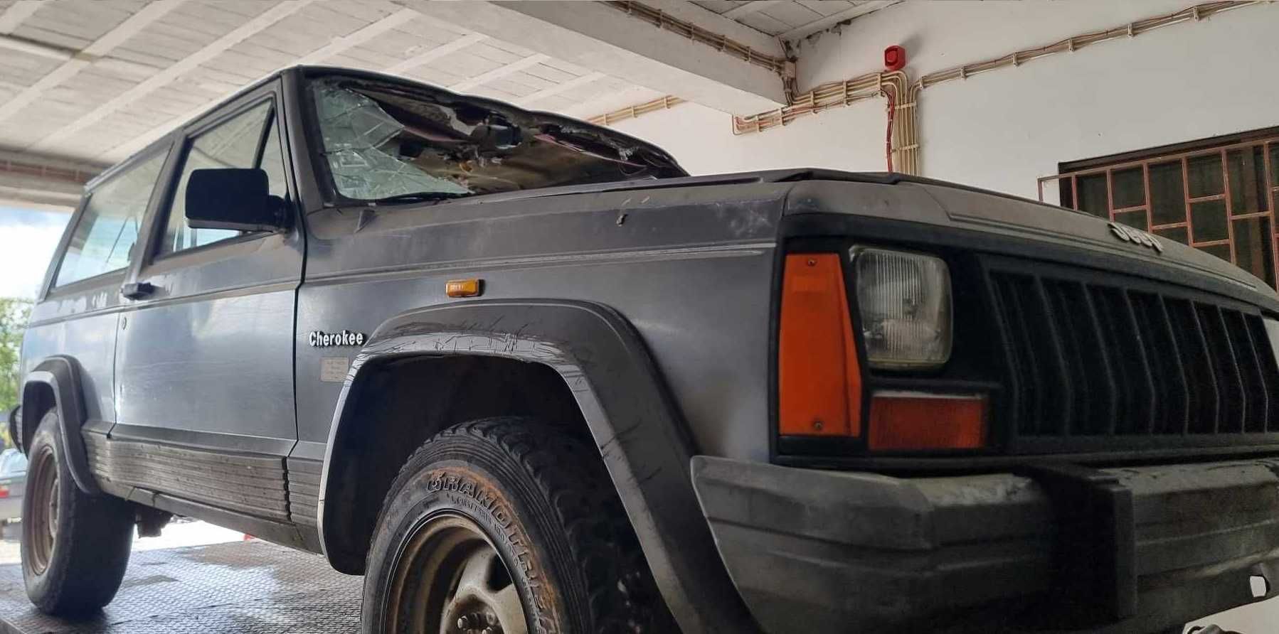 Para peças Jeep Cherokee 2.1TD ano 1990