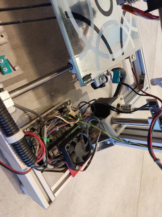 Drukarka 3d do samodzielnej naprawy