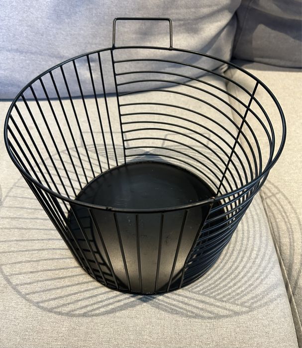 Koszyk czarny metalowy przechowywanie