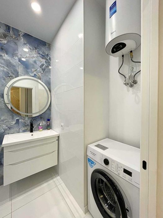 Панорама моря -Продажа 2-комнатной в ЖК Эллада-I с ремонтом и мебелью