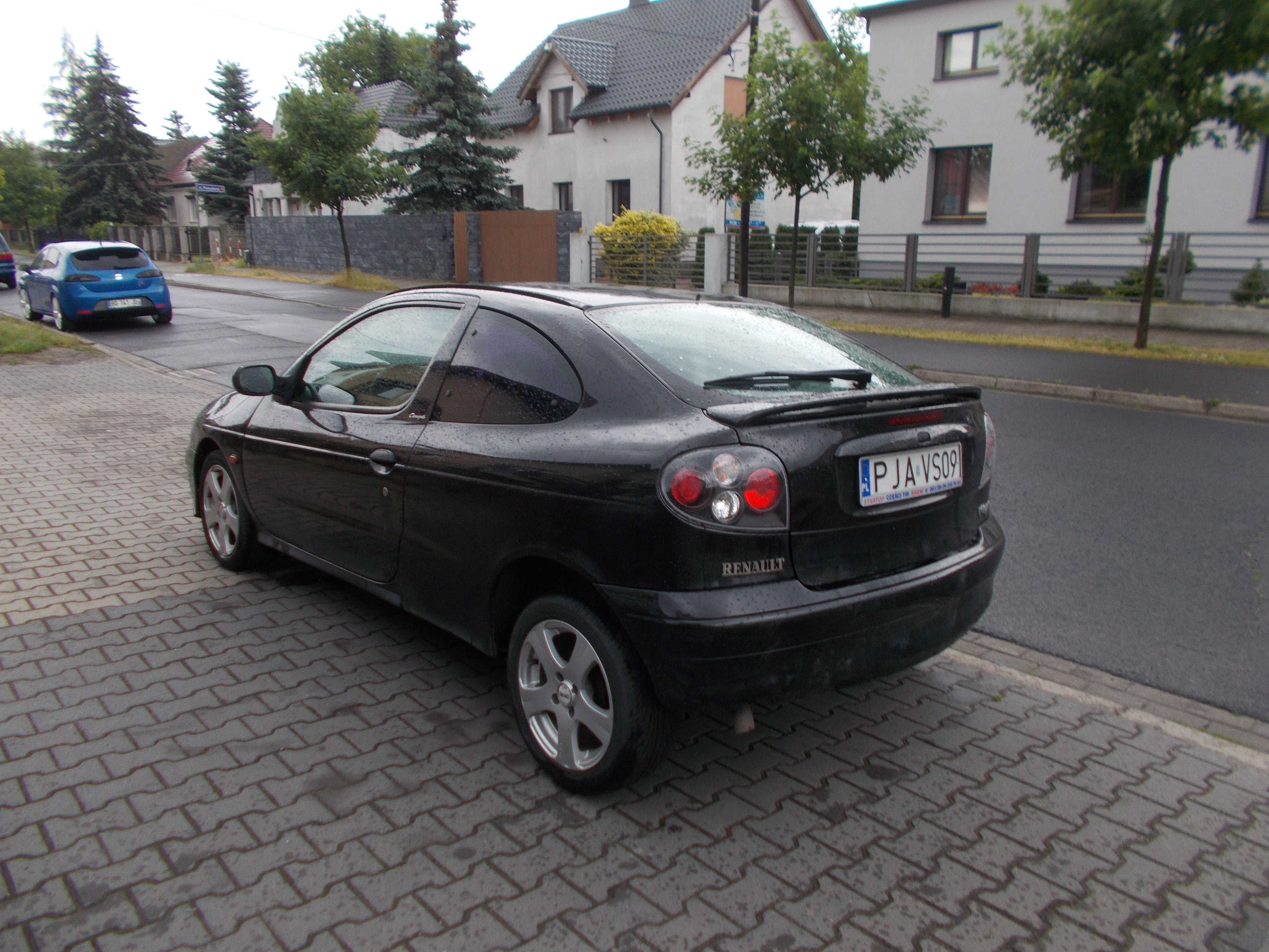 Renault Megane Coupe na części samochód na części KOLOR CZARNY