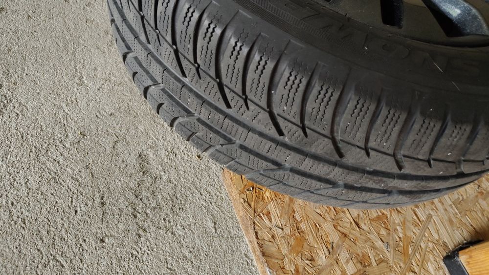 Alufelgi ford 16 cali + opony zimowe stan bardzo dobry