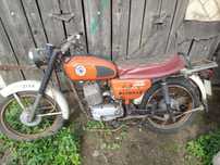 Wsk.   175 kobuz