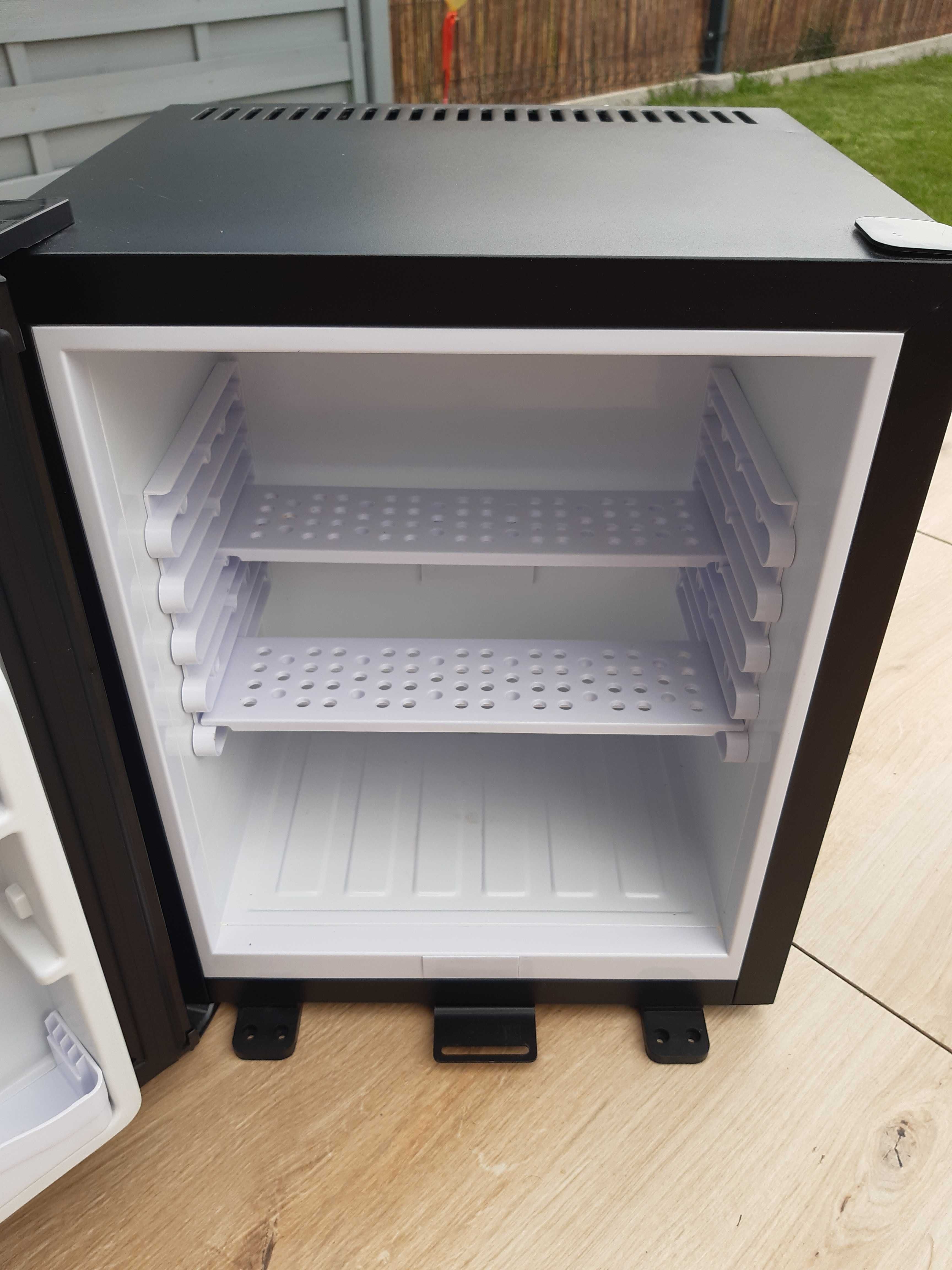 Chłodziarka WOLF Minibars