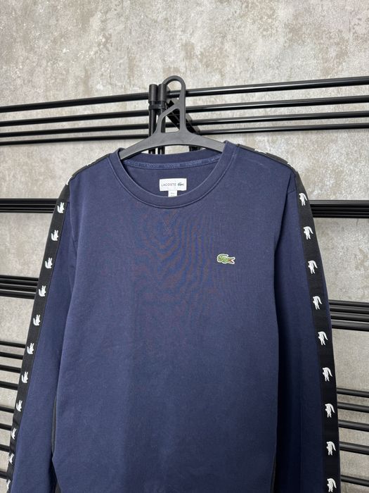 Свитшот Lacoste на лампасах