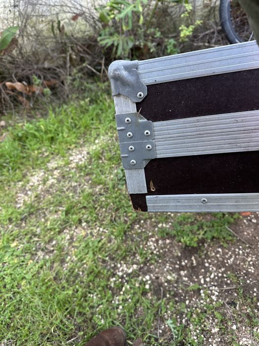 Flight case com rodas