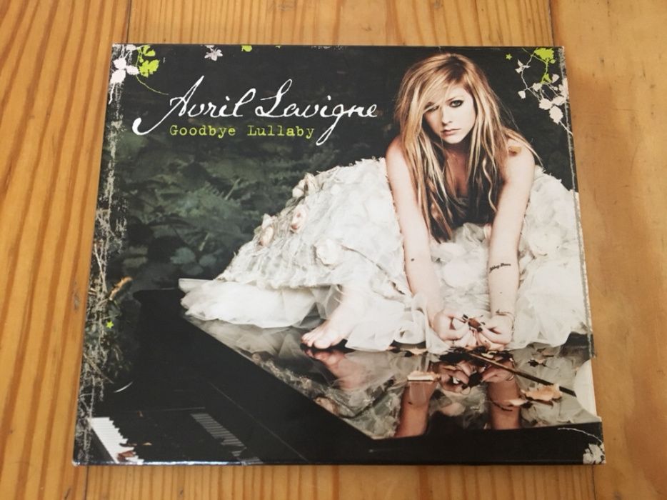 Avril Lavigne: Goodbye Lullaby