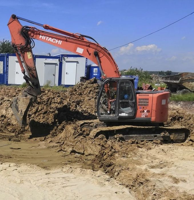Hitachi 225USLC  Koparka gąsienicowa Hitachi 110tys. zł netto