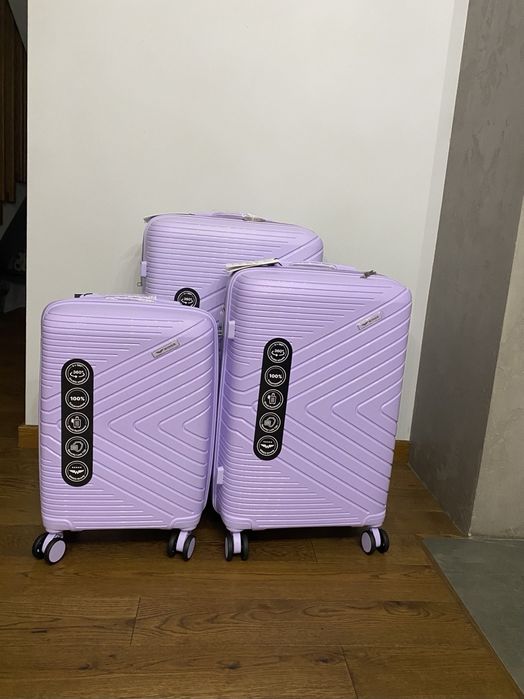 Чемодан валіза полипропилен Wings  SPARROW