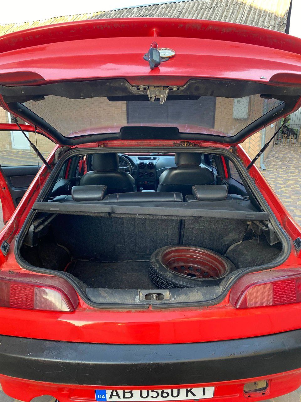 Alfa Romeo 146  відчуйте себе в салоні ферарі