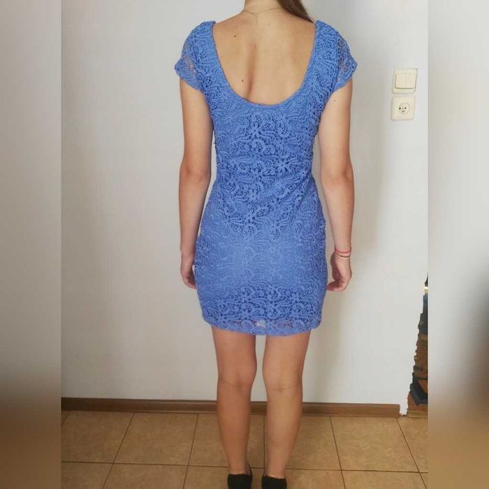 Reserved Sukienka z koronką i podszewką r. 34/36