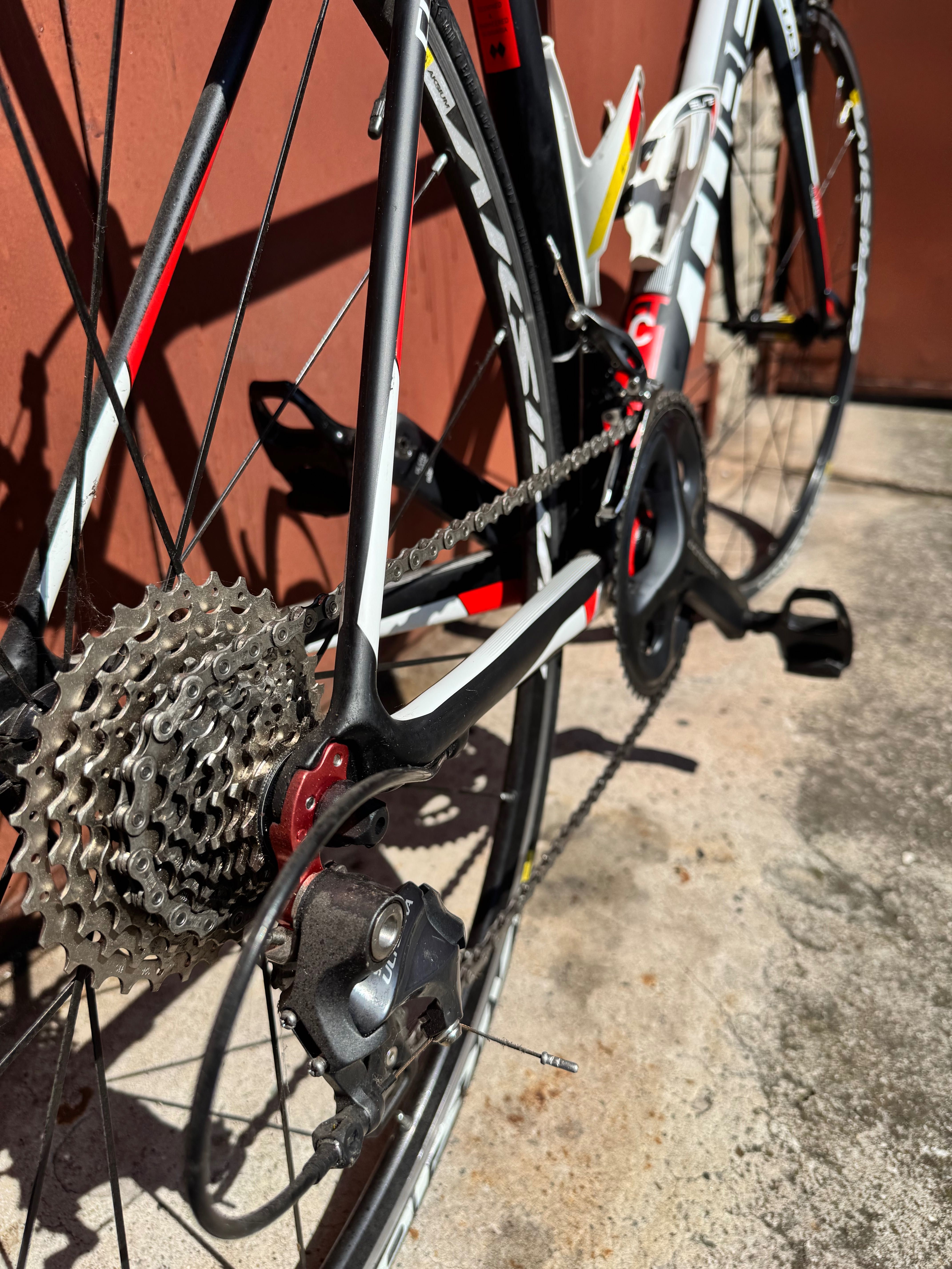 CUBE Agree GTC Race - Carbon