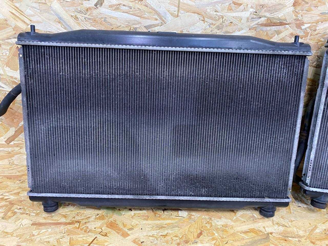 Радиатор радіатор охолодження вентиляторы Honda CR-V 3 Хонда СРВ ЦРВ