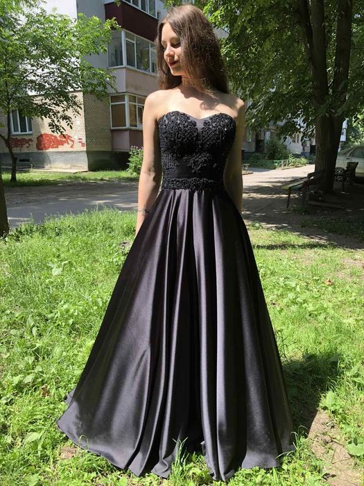 Сукня  Бальна - Вечірня , колір  Чорний Алмаз !