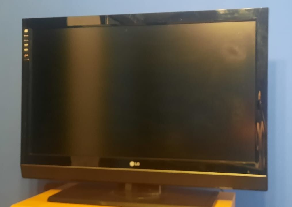 Telewizor LCD LG42LC51