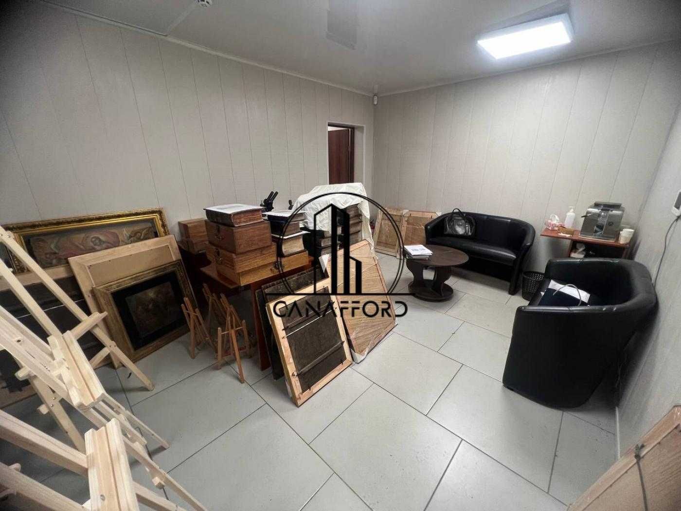 фасадне, Кириллівська 116а , 60м2. стадіон Спартак, парк Хвойки